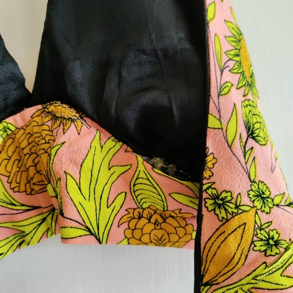 SOLD Handmade Groovy Halter - Picture 3 of 4